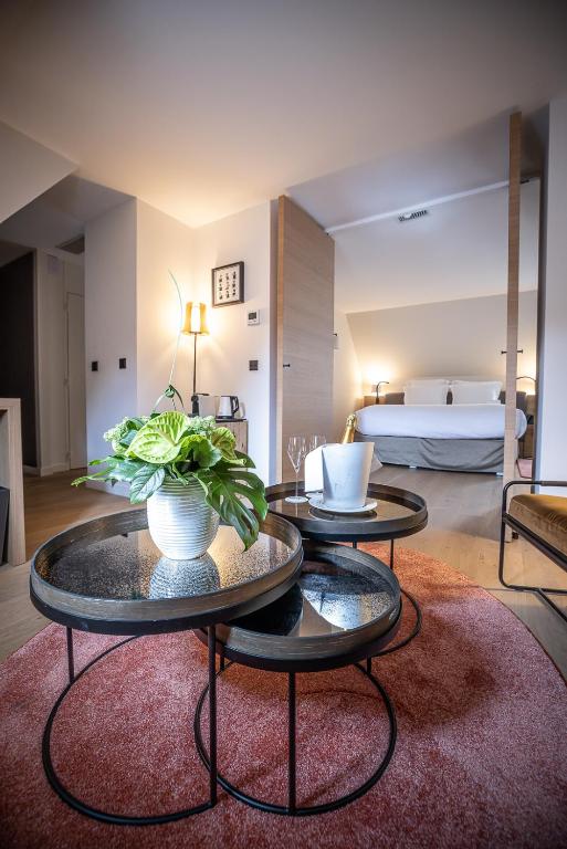 Posezení v ubytování Relais et Châteaux Le Chambard