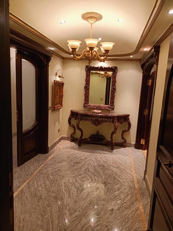 Super Deluxe Apartment in Sheraton Area near Cairo Int'l Airport - Appartement De Trois Chambres