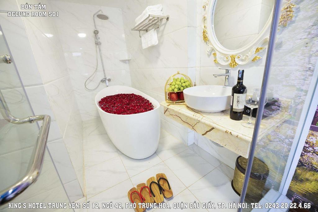 Koupelna v ubytování King’s hotel Trung Yên