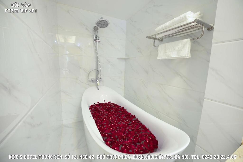 Koupelna v ubytování King’s hotel Trung Yên