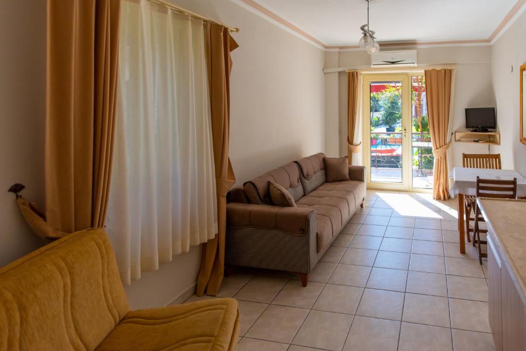 Vira Suites Hotel - 9