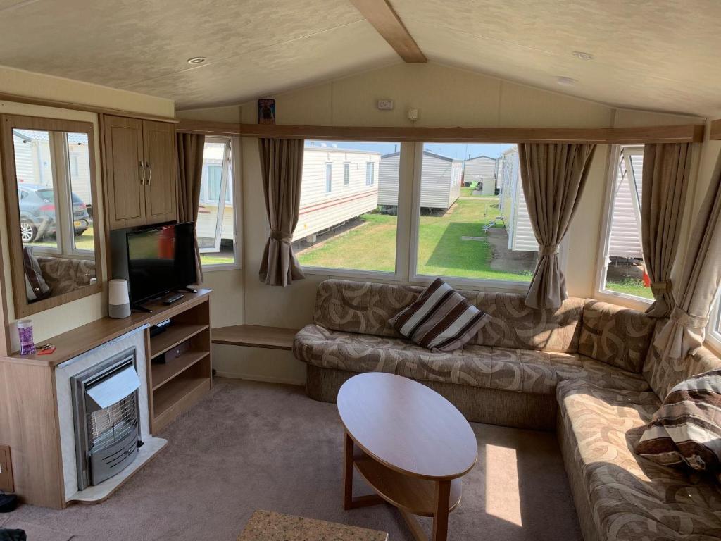 Broadland Sands Caravan
