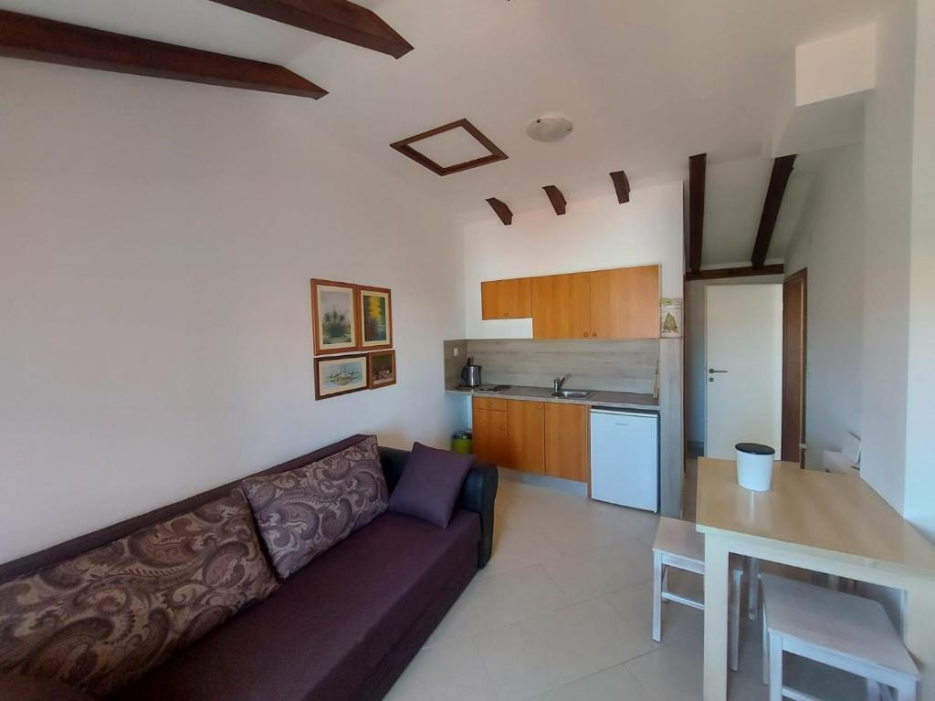 Kuchyňa alebo kuchynka v ubytovaní Apartments Božena