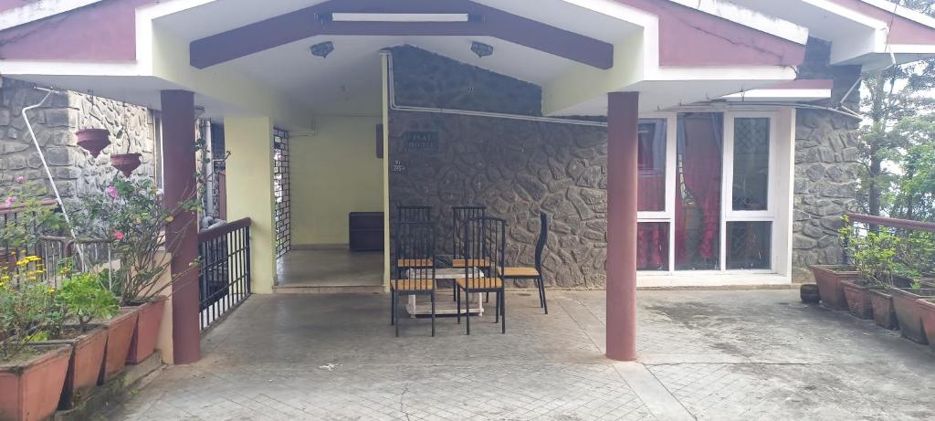 Kumaragiri Cottages Kodaikanal - Suite De Famille Avec Balcon