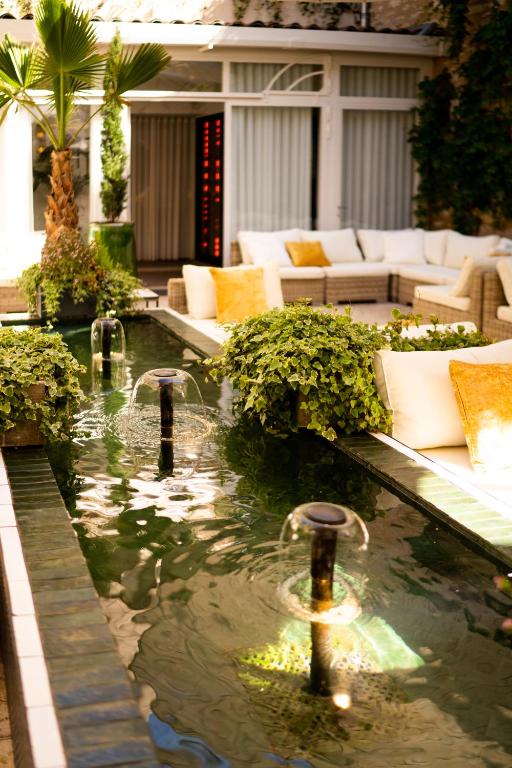 Auberge De Saint-Rémy - Mas De Garance - Table Gastronomique Étoilé - 15