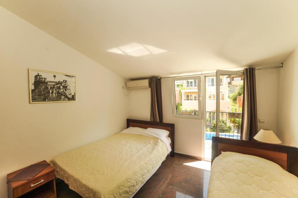 Mijovic Apartments - 14