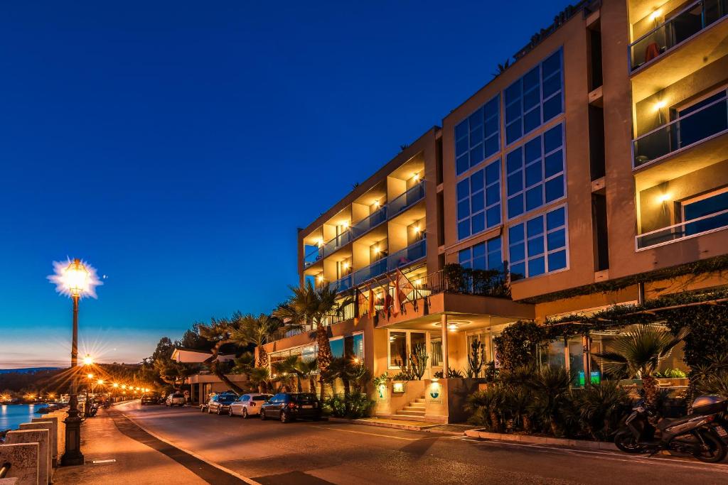 Hotel Miramare - Adults Only con Private Spa - Resim 4