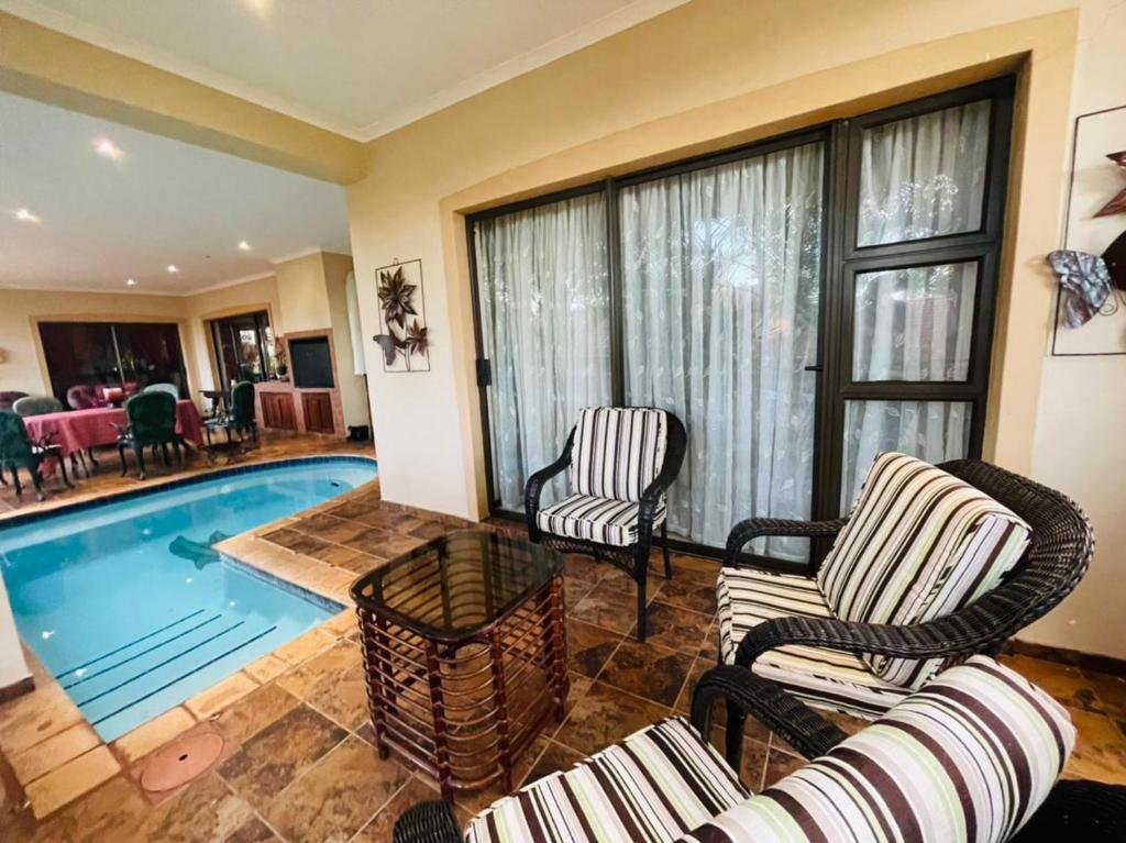 Bazén v ubytování Casa Alegre Guesthouse nebo v jeho okolí