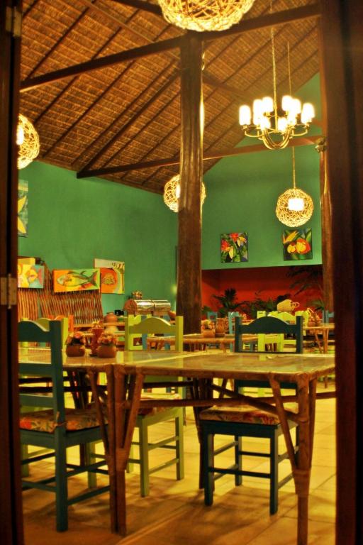  Siri Paraiso Hotel