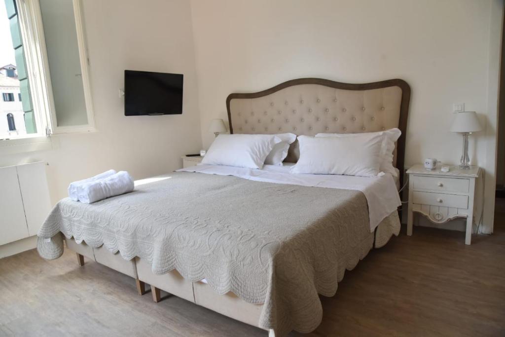 Palazzetto Barnaba - Chambre Double De Luxe (2 Adultes + 1 Enfant)