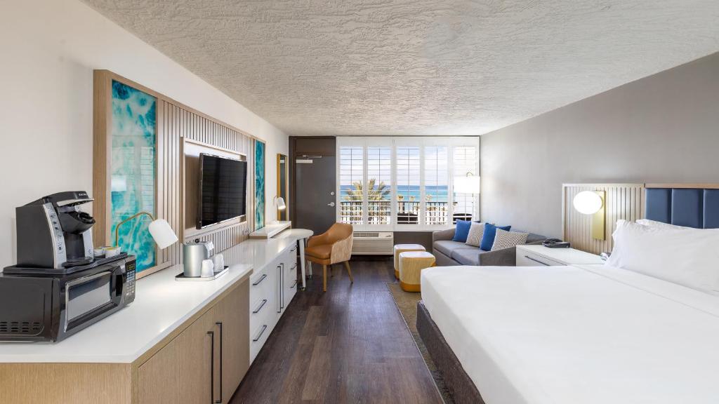 Holiday Inn Resort Panama City Beach by IHG photo