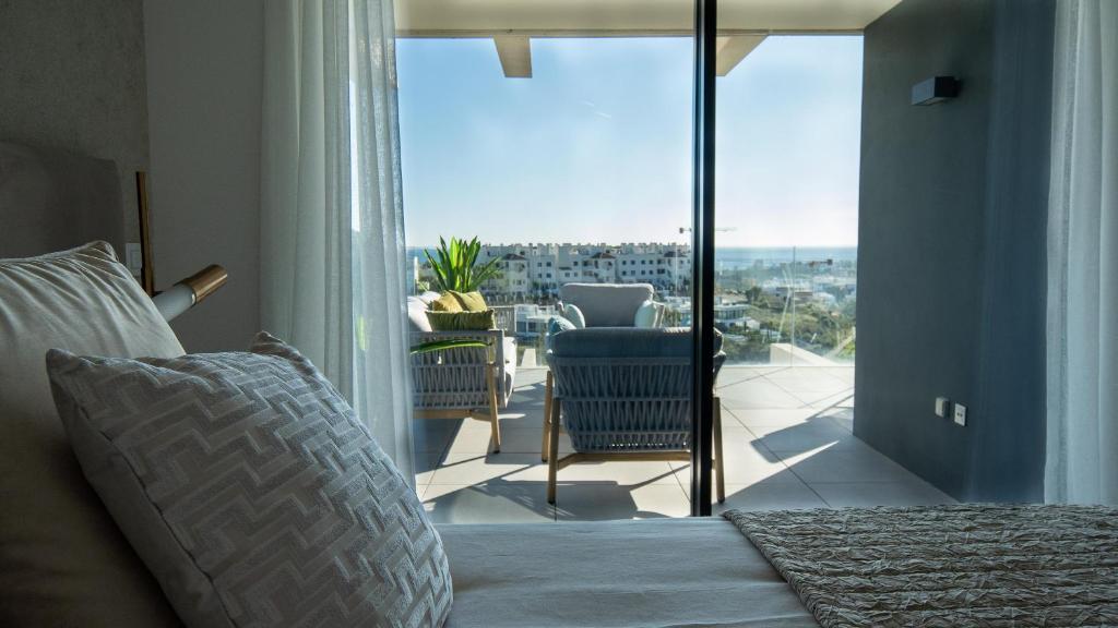 Apartment Duplex Mattil, Estepona, Spain - Booking.com