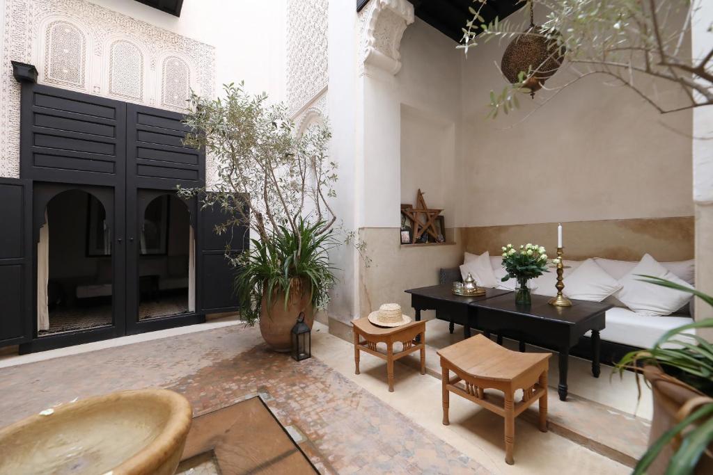 Patio nebo venkovní prostory v ubytování Riad Azzouna 13