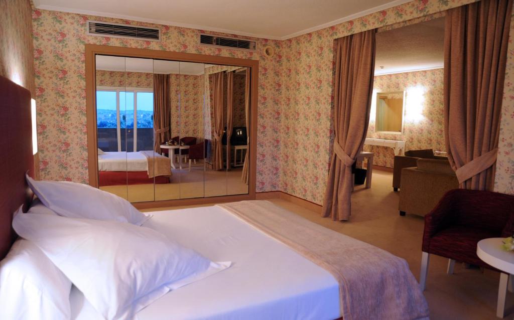 Beatriz Toledo Auditorium & Spa - imagen 4