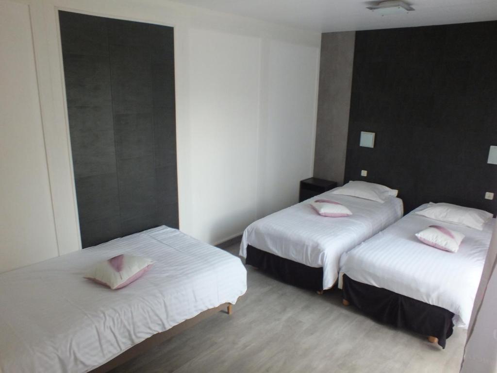 Hotel Restaurant Le Manguier - Driepersoonskamer (2 Volwassenen + 1 Kind)