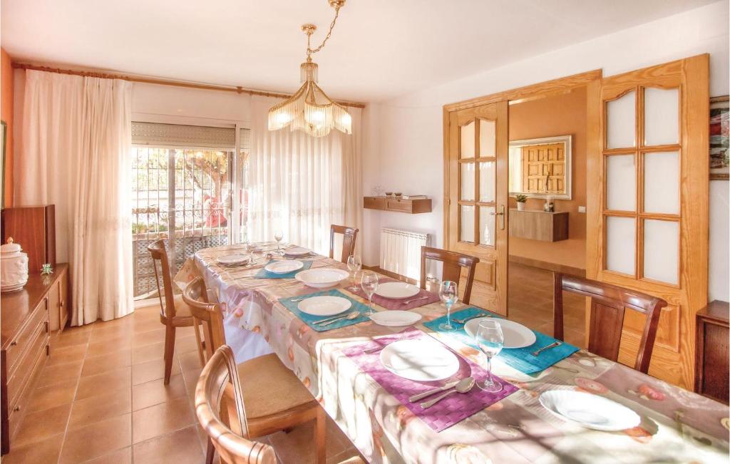 A seating area at 7 Bedroom Lovely Home In Santa Susanna