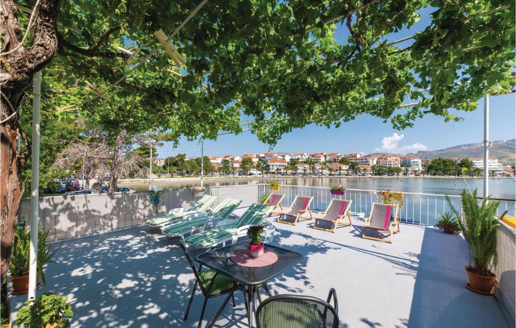Fotografie z fotogalerie ubytování 4 Bedroom Beach Front Home In Stobrec ve Splitu