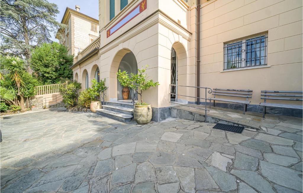 The building in which Az apartmant is located