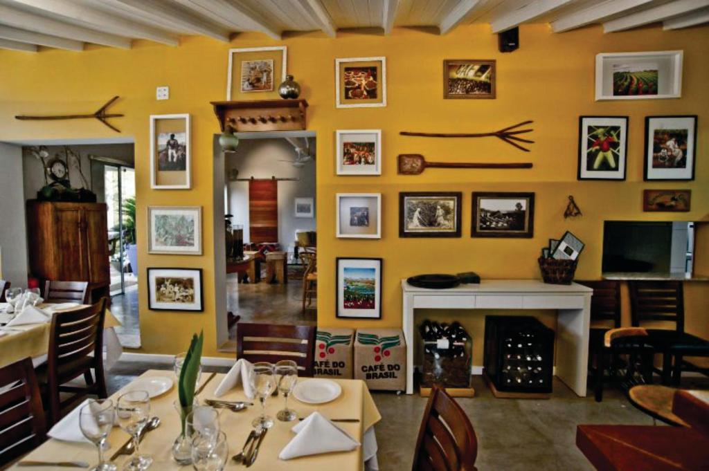  Pousada e Restaurante Caminhos do Bom Café