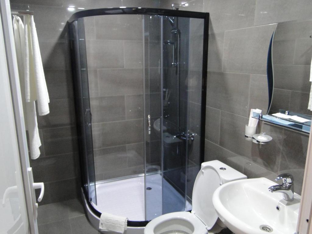 Koupelna v ubytování HOTEL LORD