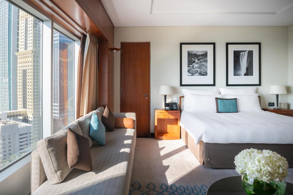 Jumeirah Emirates Towers Dubai - 