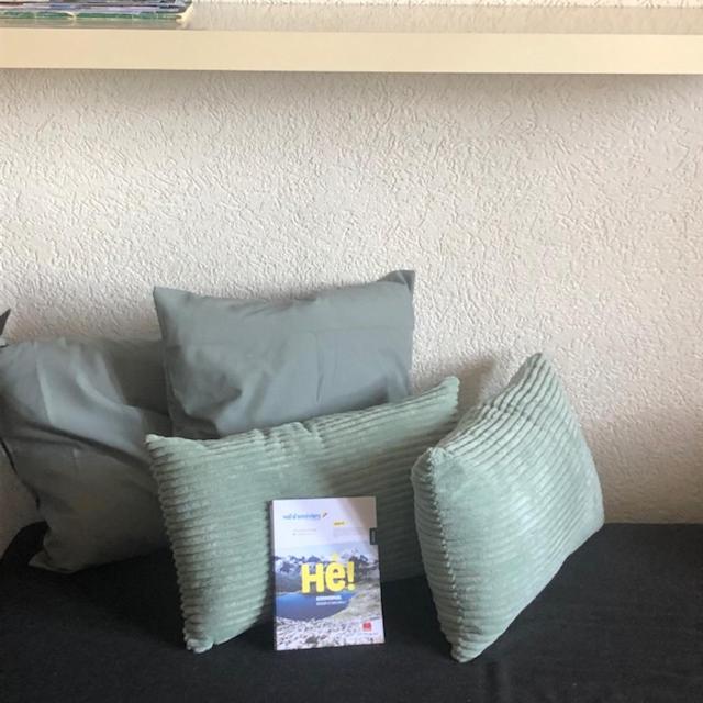 Posezení v ubytování Petit Appart de Charme Eau chaude solaire Rénovation 2021 Wifi disponible Belvedere 5