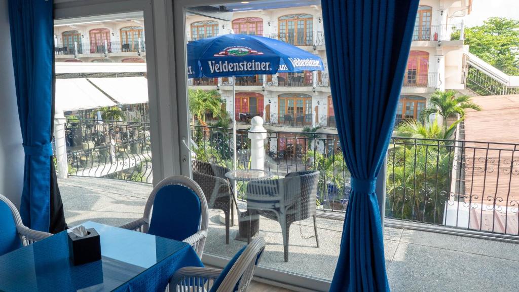 Balkón nebo terasa v ubytování Clarkton Hotel Apartment