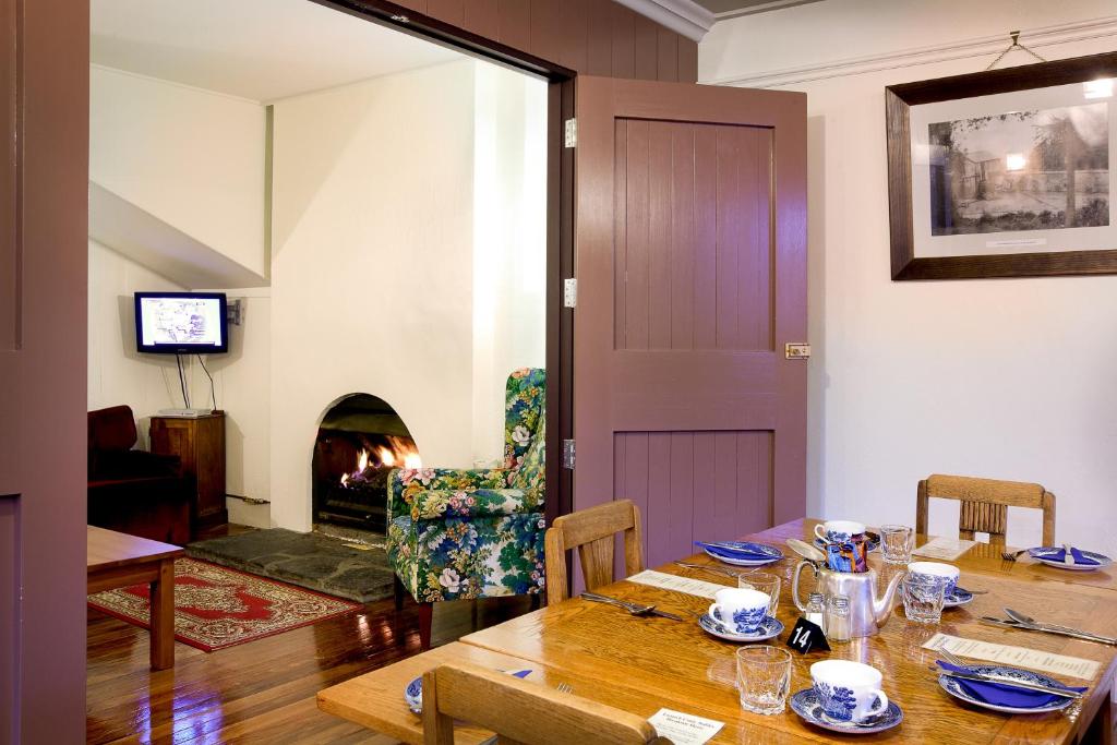 Larnach Lodge & Stable Stay - Resim 37