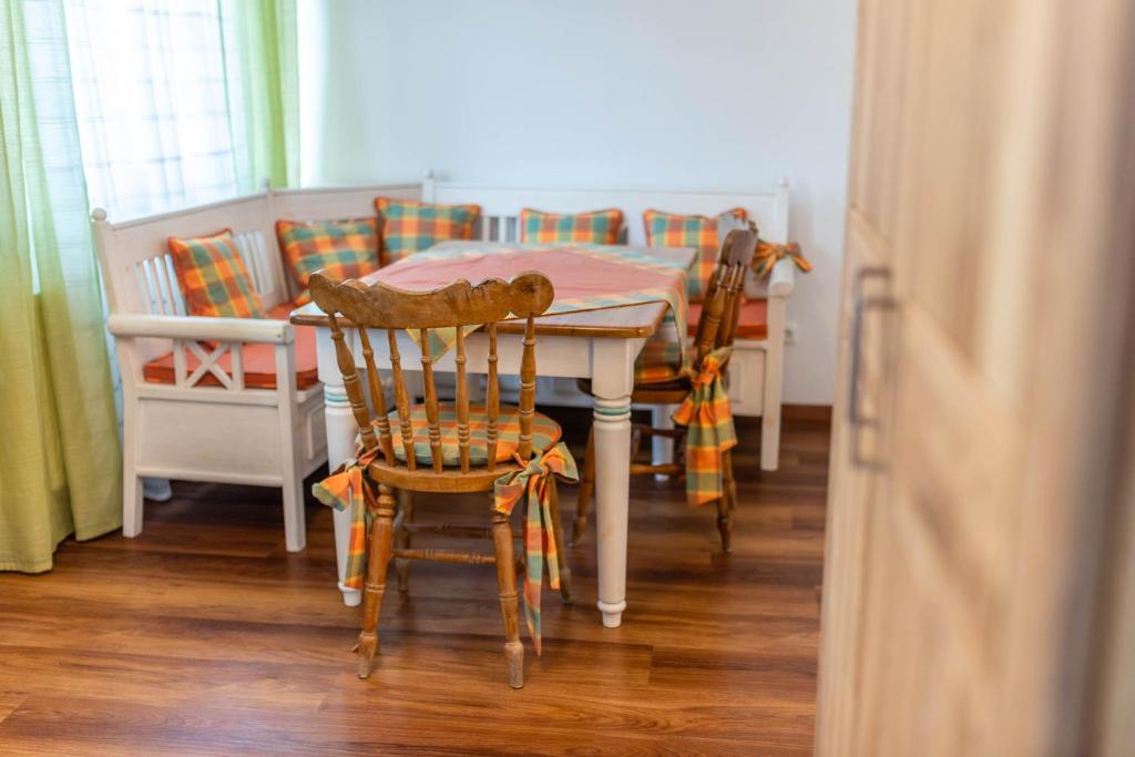 Fotografie z fotogalerie ubytování Gästehaus Jagsttal v destinaci Möckmühl