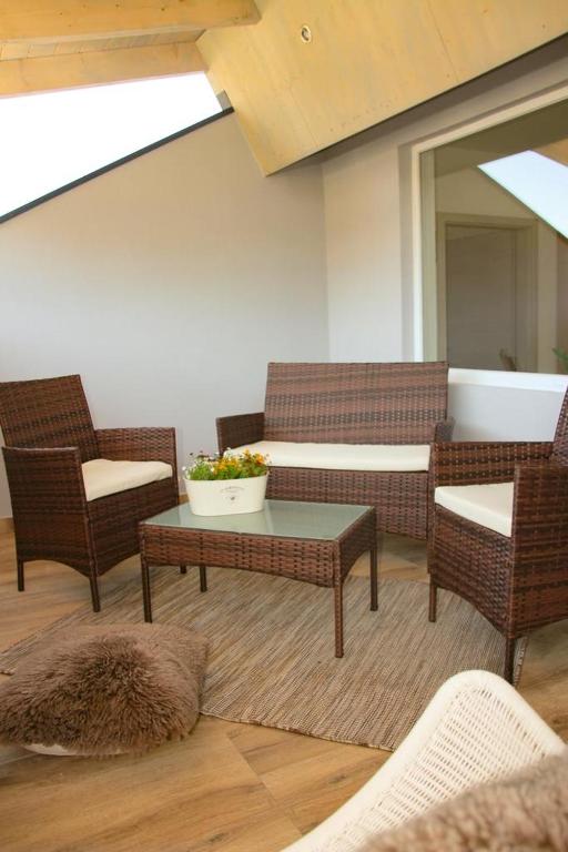 Posezení v ubytování Gästehaus Mittendrin