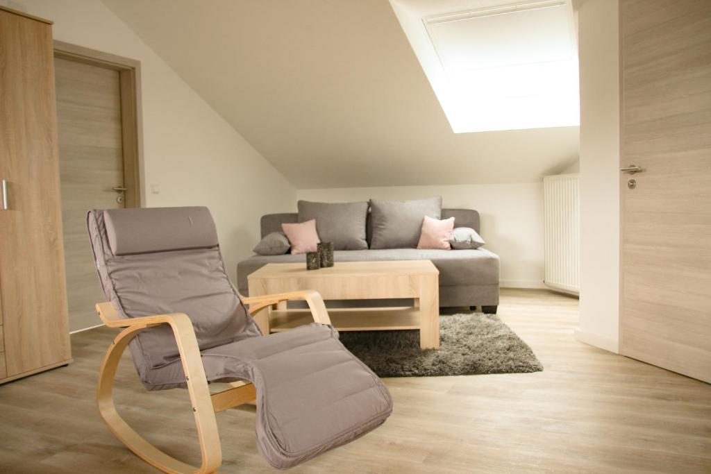 Posezení v ubytování Gästehaus Mittendrin