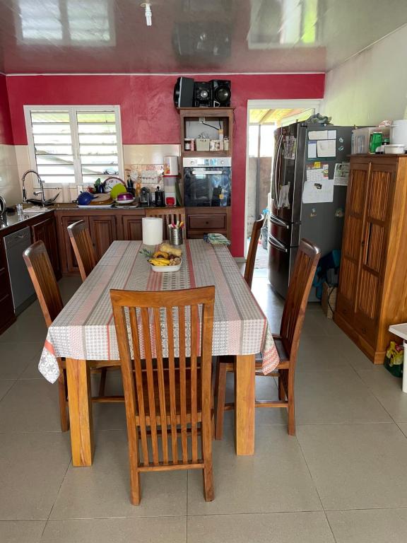 Kuchyň nebo kuchyňský kout v ubytování Escapade dans l'Est , chambre confort avec piscine