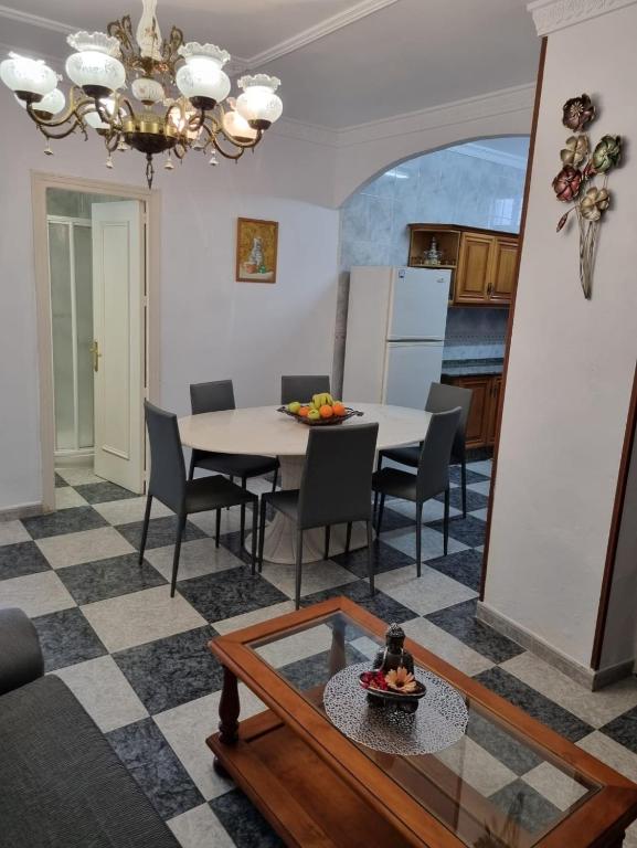 Kuchyňa alebo kuchynka v ubytovaní Casa Francisca en el casco antiguo