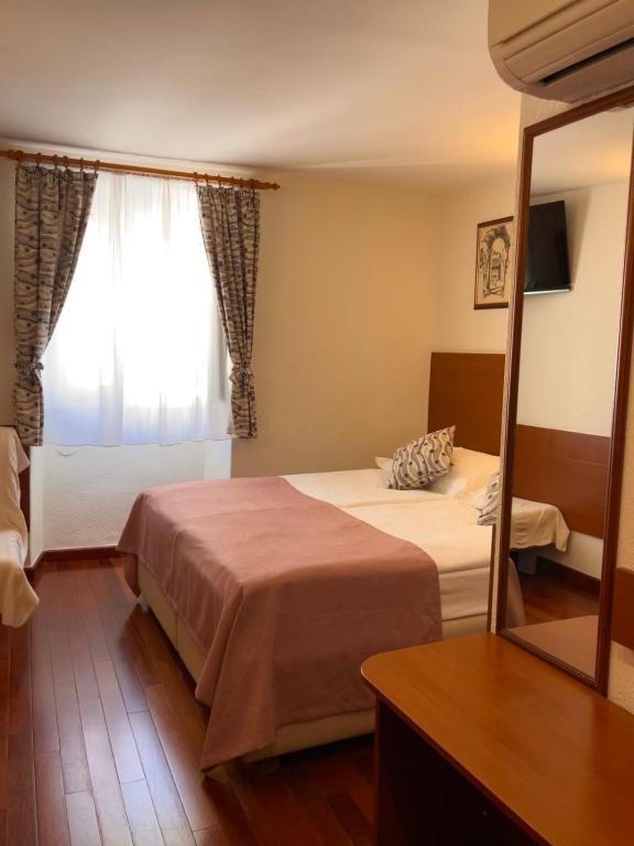 Hotel Kastel 1700 - Resim 18