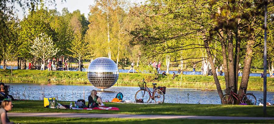 Hosté ubytování Attefallshus säng 160 bäddsoffa 160