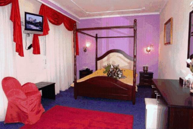 Achillion Palace - Suite