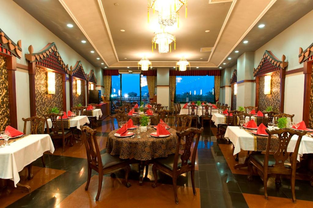 Restaurace v ubytování Delphin Palace Hotel