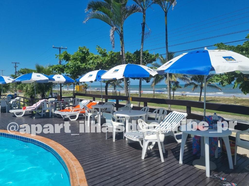 Bazén v ubytování Apto Cond Ilhas do Caribe - Pr - Beira Mar nebo v jeho okolí