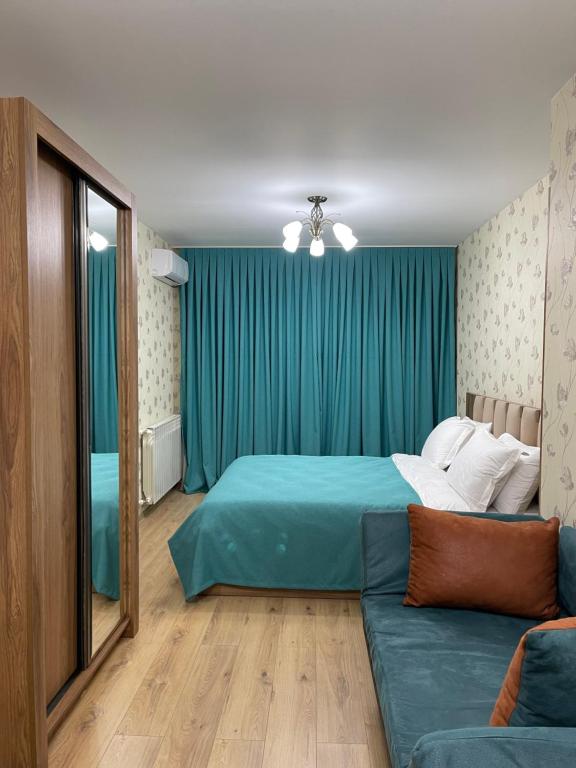 Central Park apartments