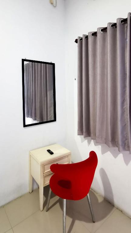 Hotel Aqiilah Syariah - Habitación De Presupuesto