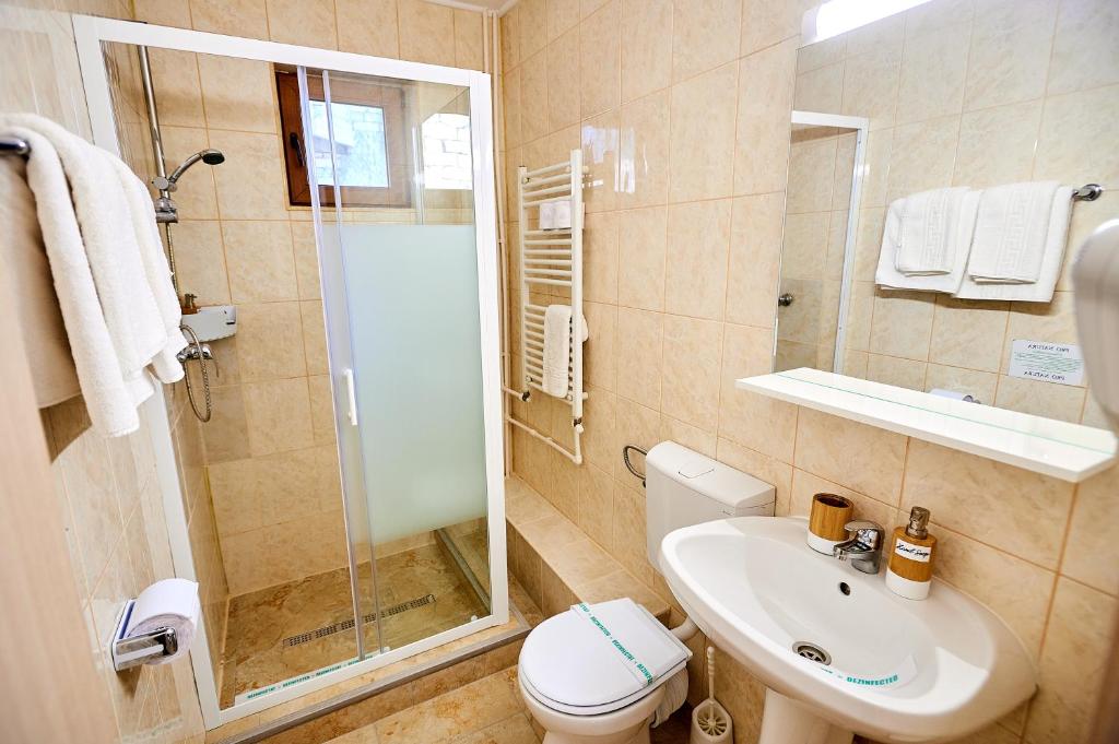 Koupelna v ubytování Hotel-Apartments Roxy&Maryo