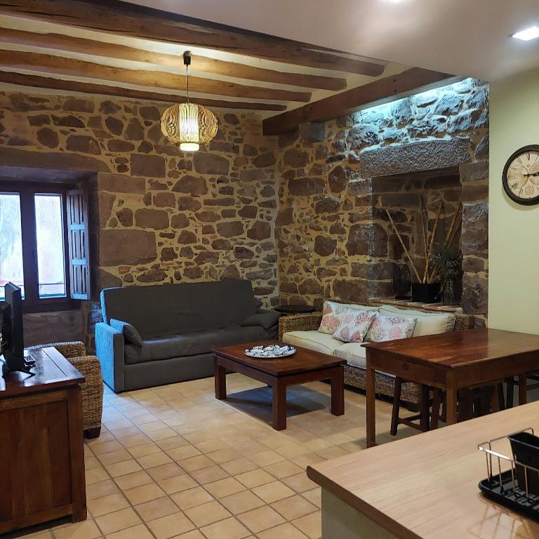 reservar en Hostal Rural Ioar