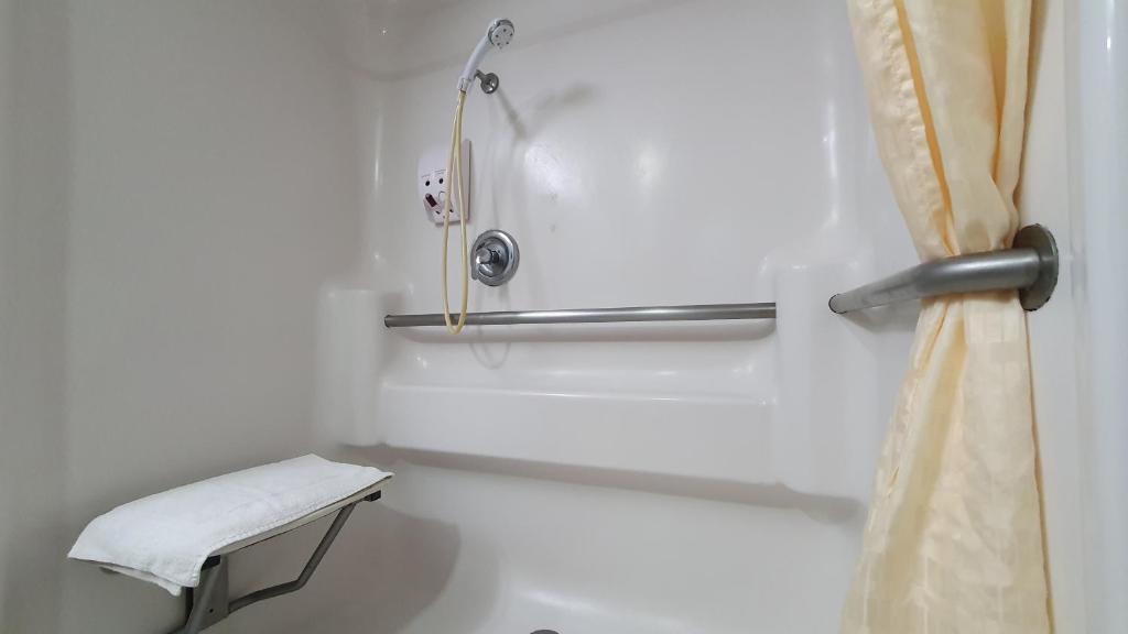 Ein Badezimmer in der Unterkunft South Padre Island Inn