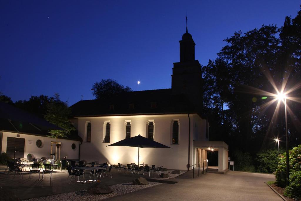 Haus Venusberg Jugendbildungsstätte Bonn - Resim 10