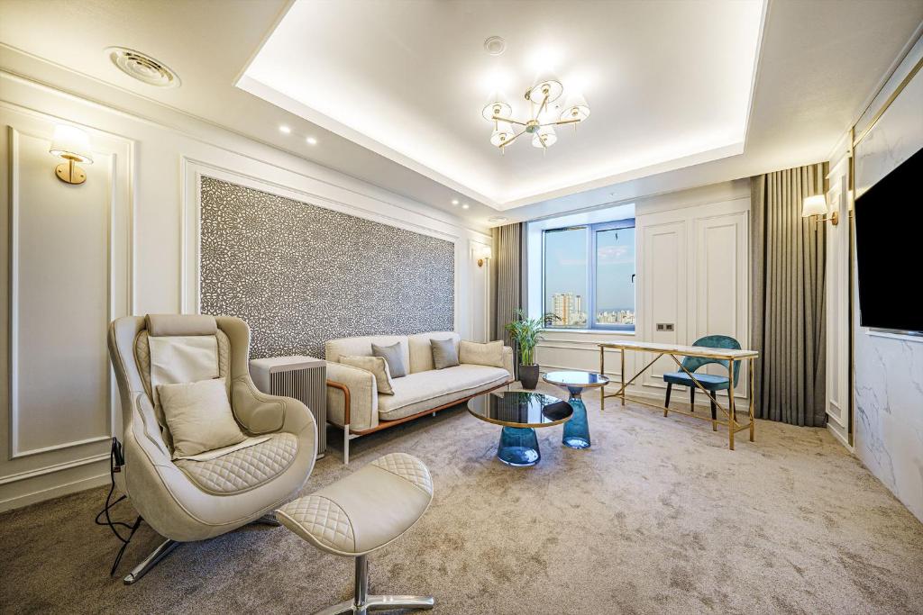 Posezení v ubytování Act Hotel