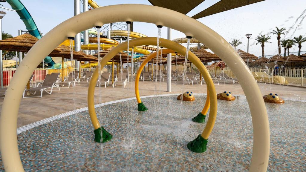 Ein Kinderspielbereich in der Unterkunft U Splash Resort Eilat