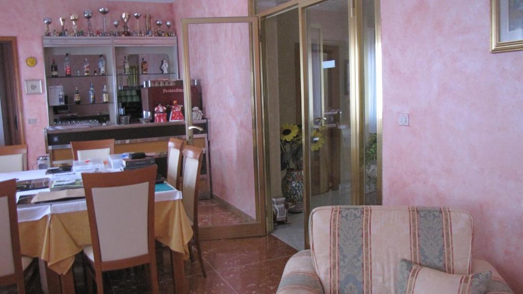 Posezení v ubytování Albergo La Primula