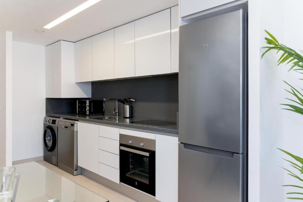 A kitchen or kitchenette at Espanatour PANORAMA MAR 4