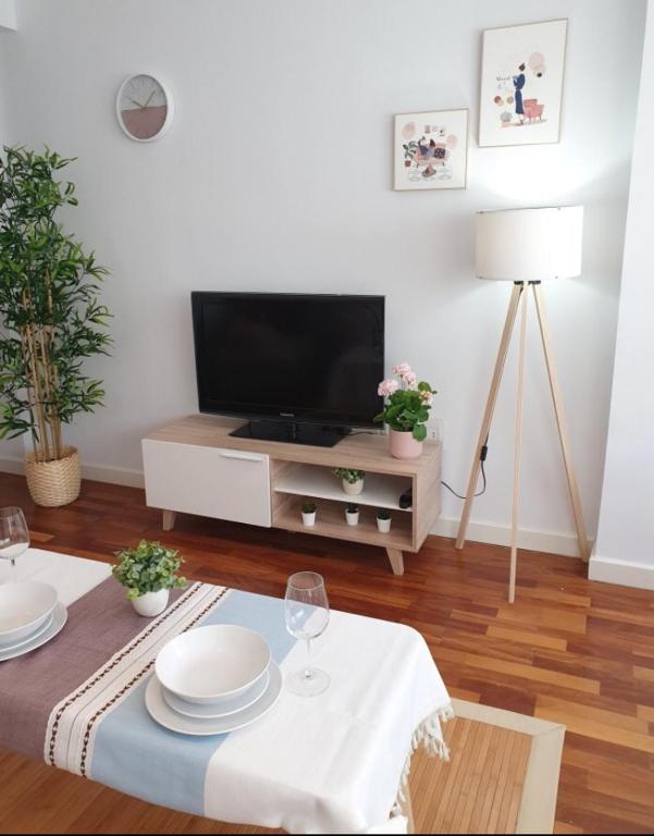 TV a/nebo společenská místnost v ubytování La Siesta en Tejares