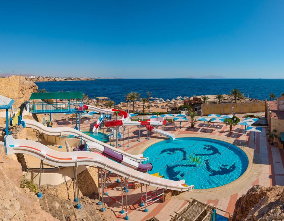 Bazén v ubytování Dreams Beach Resort - Sharm El Sheikh nebo v jeho okolí